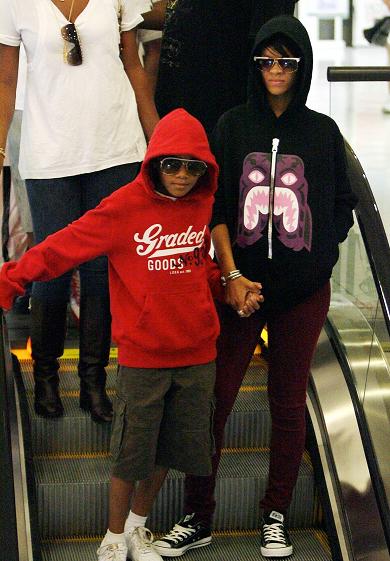 Rihanna And Brother